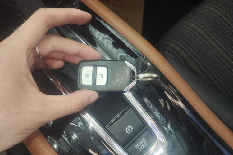 Used Honda Vezel 2015 1.8L CVT 2WD Luxury Model