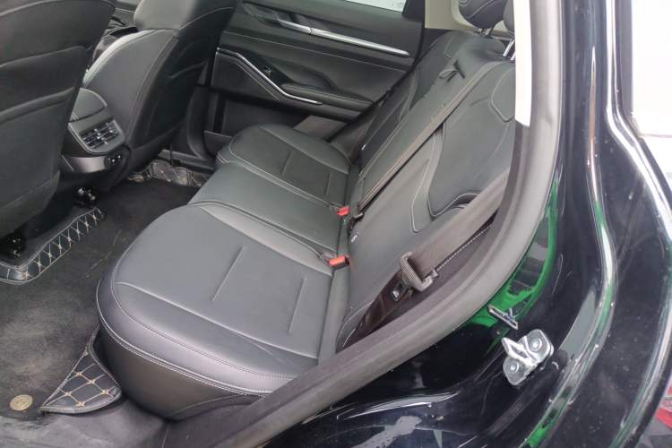 Used Haval H6 2024 1.5T Two-Wheel-Drive Classic Edition
