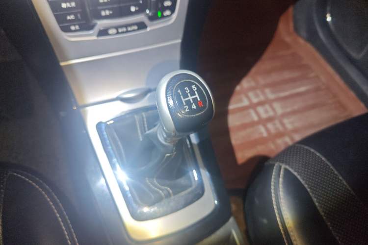 Used BYD Surui 2012 1.5L Manual Luxury Version