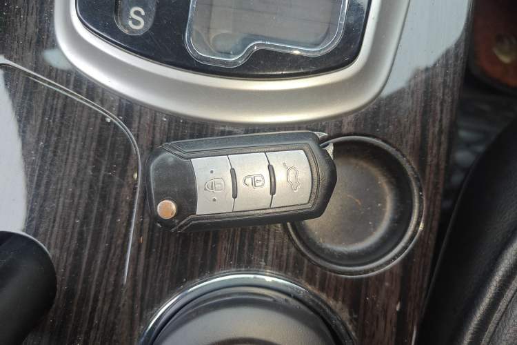 Used GAC Trumpchi GS5 Super 2015 2.0L Automatic Two-Wheel Drive Comfort Edition