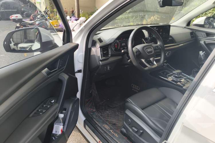 Used Audi Q5L 2022 Updated 40T Luxury Dynamic Edition
