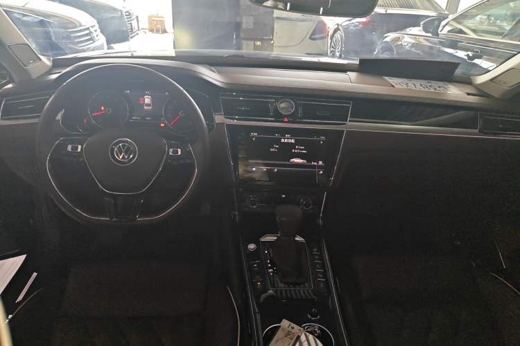 Used Volkswagen Phideon 2021 380TSI Prestige Edition
