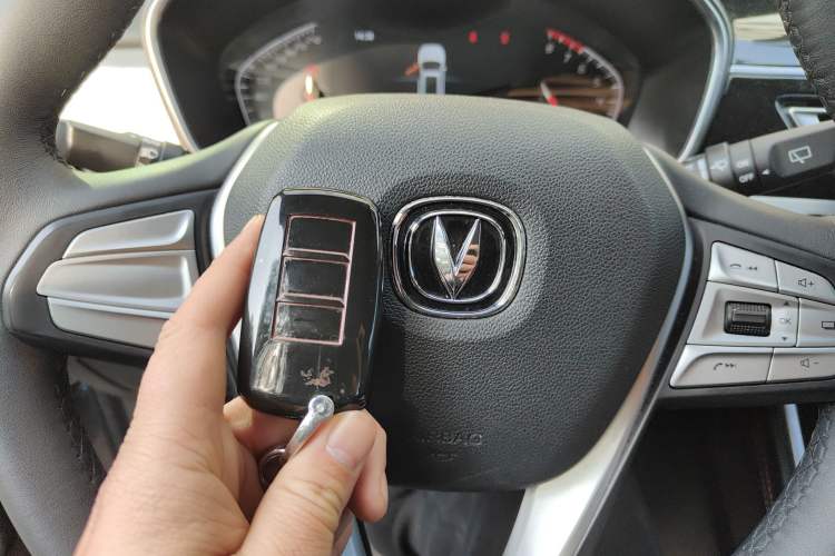 Used Changan CS75 2020 280T DCT Luxury Model China VI Standard