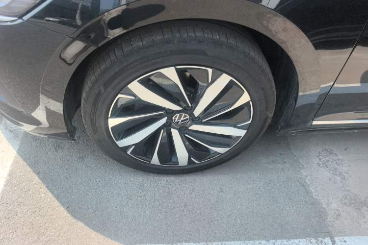 Used Volkswagen Passat 2026 Model, Outstanding 380TSI Longteng Edition Left Front Wheel Hub