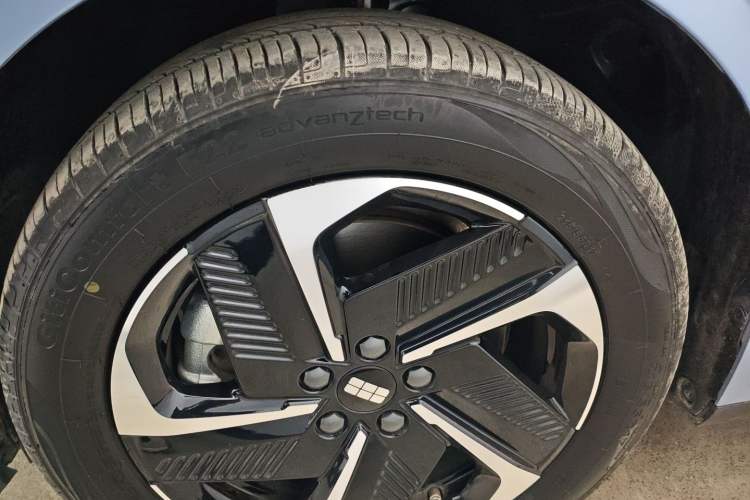 Used Geely Galaxy L6 2025 EM-i 140km Starship Edition