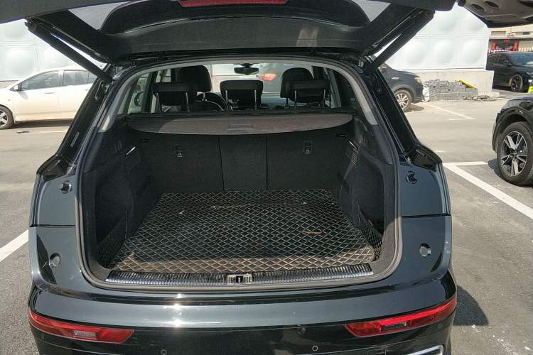 Used Audi Q5L 2020 45 TFSI Prestige Fashion Model