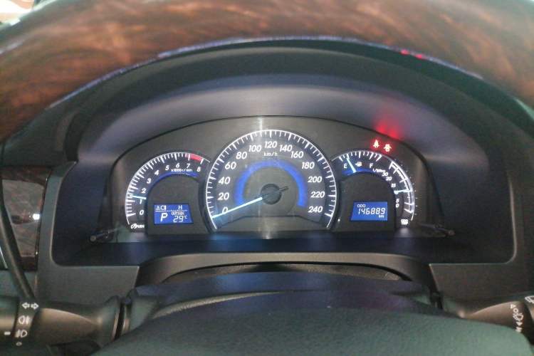 Used Toyota Camry 2015 2.0G Premier Edition
