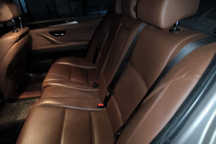 Used BMW 5 Series 2014 525Li Leading Model