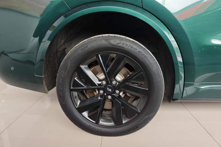 Used Li Auto L8 2023 Pro Model
