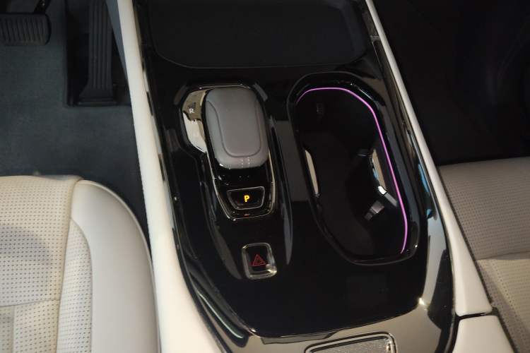 Used Zeekr 009 2022 WE Edition