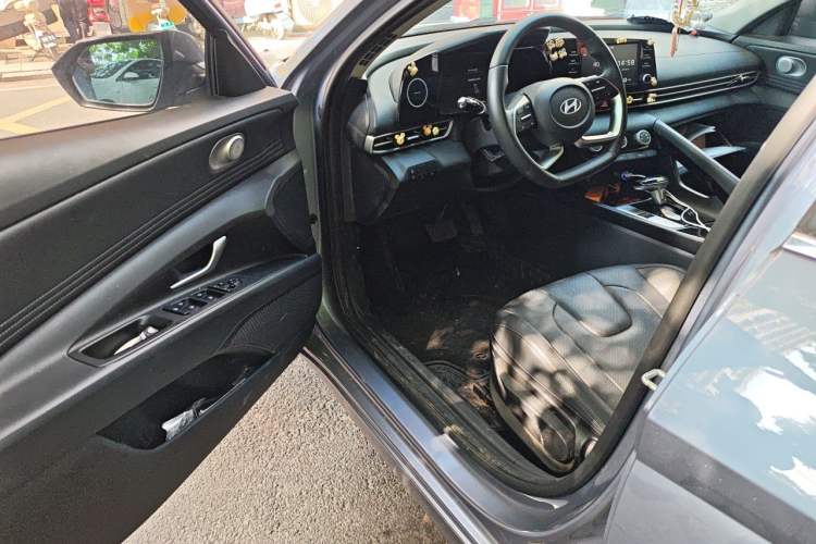 Used Hyundai Elantra 2023 1.5L CVT GLX Elite Edition