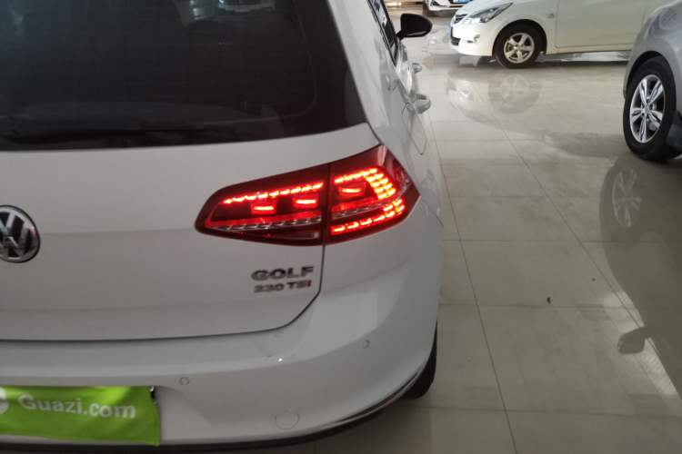 Used Volkswagen Golf 2017 230TSI Automatic Comfort Edition – Celebrating Milestone of One Million Units
