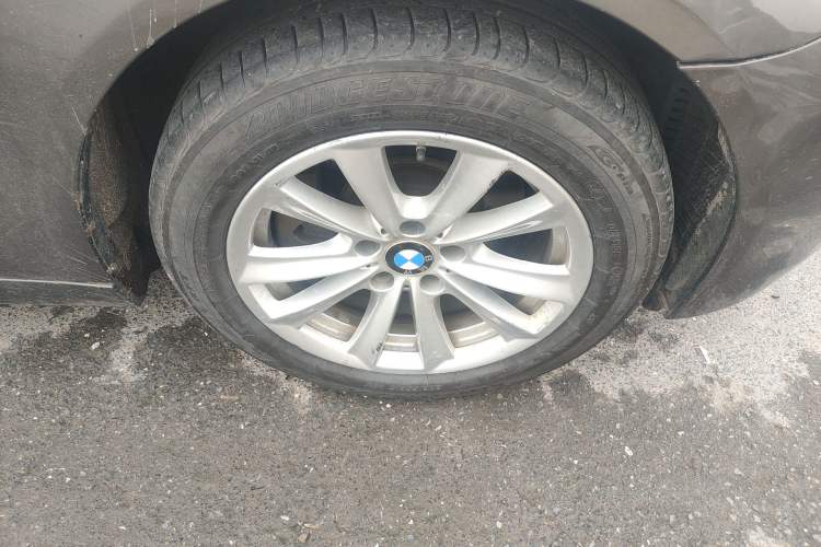 Used BMW 5 Series 2013 520Li Elegant Edition
