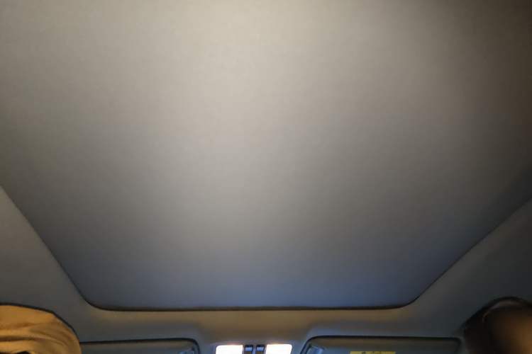 Used Toyota Highlander 2018 2.0T Four-Wheel Drive Luxury Version 7 Seats China VI Standard Headliner