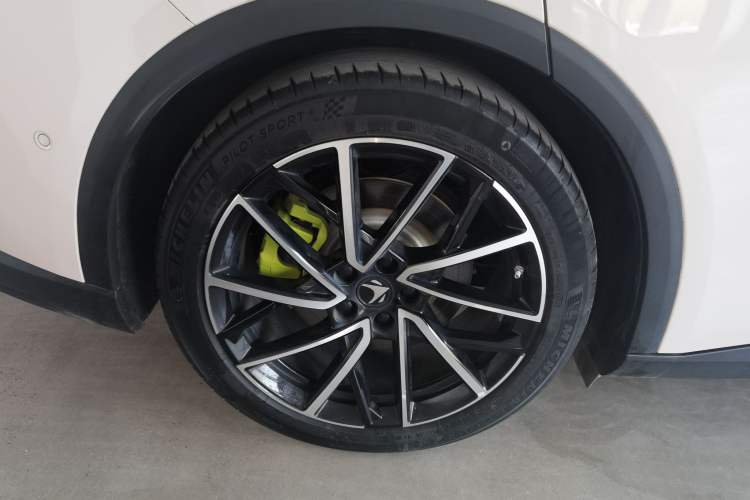 Used ARCFOX Alpha S5 2024 708MAX 200kW Right Rear Wheel Hub