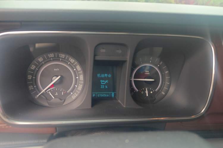 Used Buick GL8 2017 25S Prestige Version China V Standard Instrument Cluster