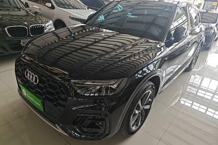 Used Audi Q5L 2024 40 TFSI Luxury Dynamic Edition Guazi used car, China used car export, Used car for sale, Used  cars, Cheapest cars for sale