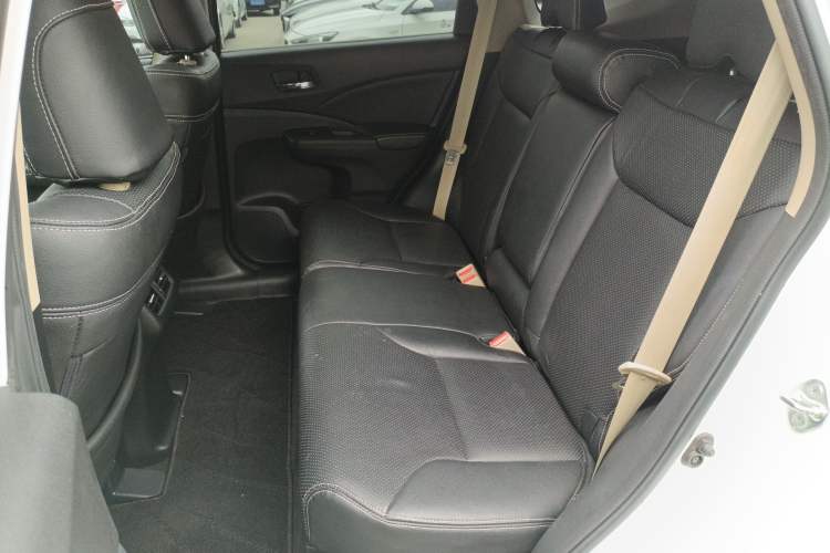 Used Honda CR-V 2015 2.0L two-wheel drive Fashion Edition Left Rear Seat