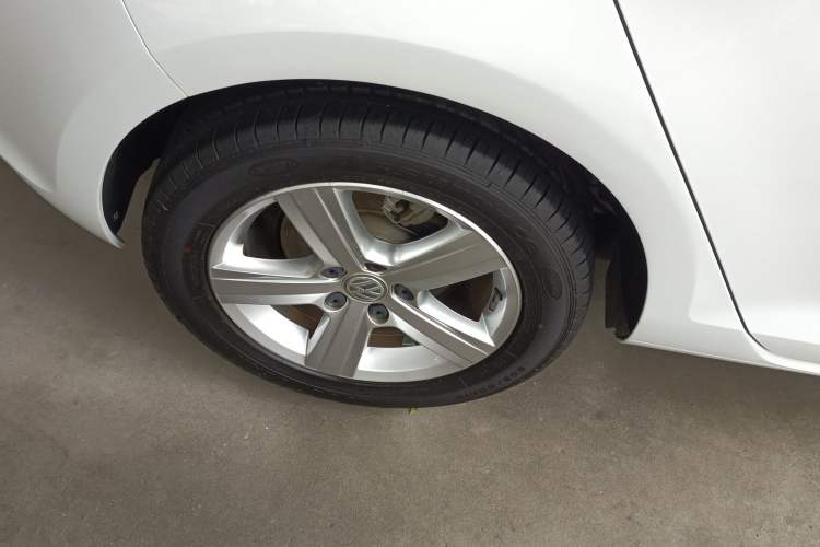 Used Volkswagen Golf 2015 1.4TSI Automatic Luxury Model
