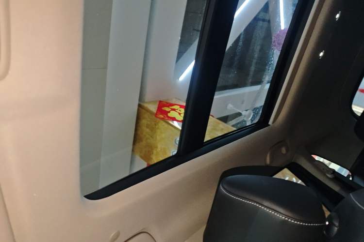 Used Honda Breeze 2023 240TURBO Two-Wheel Drive Elite Edition 5 Seats