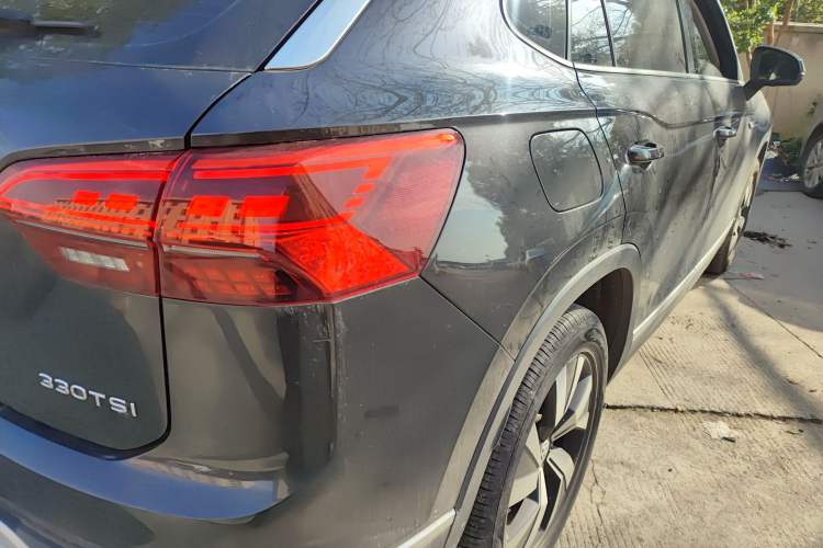 Used Volkswagen Tayron 2020 330TSI Two-Wheel Drive Luxury Smart Connectivity Version Right Rear Taillight