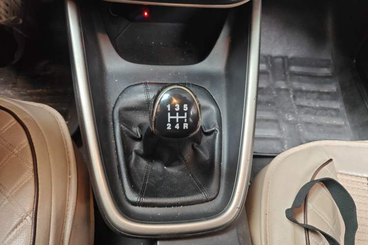 Used Ford Escort 2015 1.5L Manual Fashion Edition