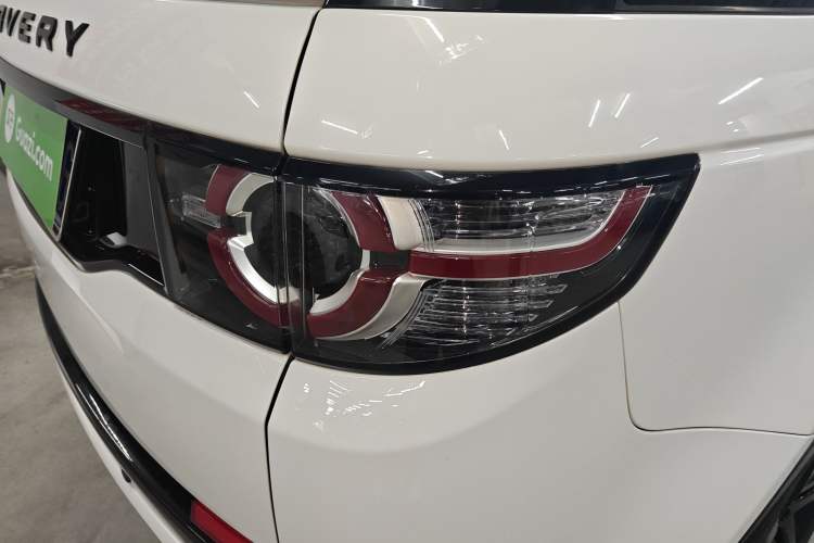 Used Land Rover Discovery Sport 2019 240 PS SE Dynamic Version China VI Standard Right Rear Taillight