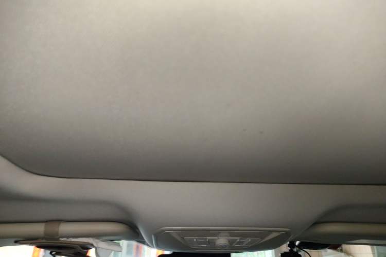 Used Ford Kuga 2015 2.0L GTDi Four-Wheel Drive Prestige Model Headliner