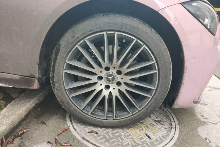 Used Mercedes-Benz C-Class 2025 Facelift C 260 L Sport Edition Right Front Wheel Hub