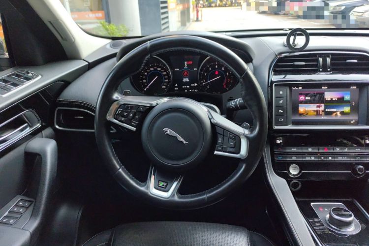 Used Jaguar F-PACE 2016 3.0 SC Four-Wheel Drive R-Sport Sport Edition
