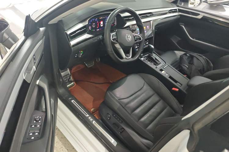 Used Volkswagen FAW-Volkswagen CC 2023 380TSI Striking Edition
