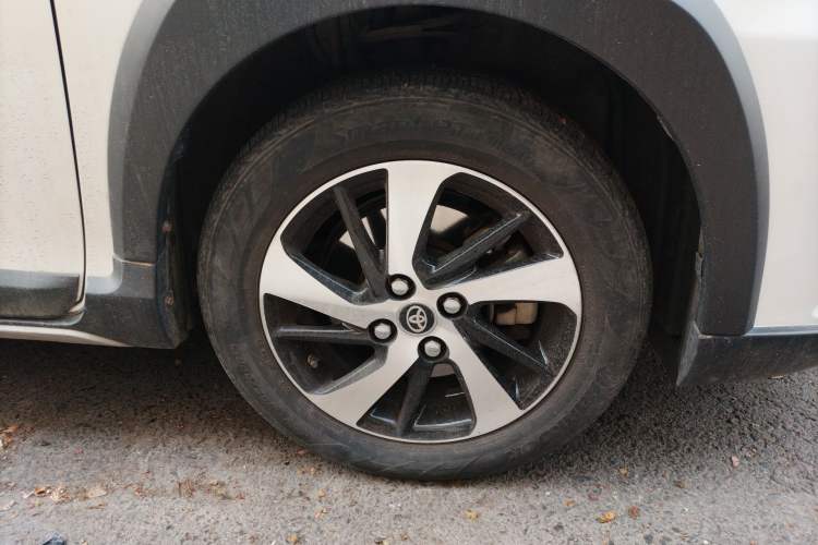 Used Toyota YARiS L Zhi Xuan 2020 X-Trail X 1.5L CVT Leading Edition
