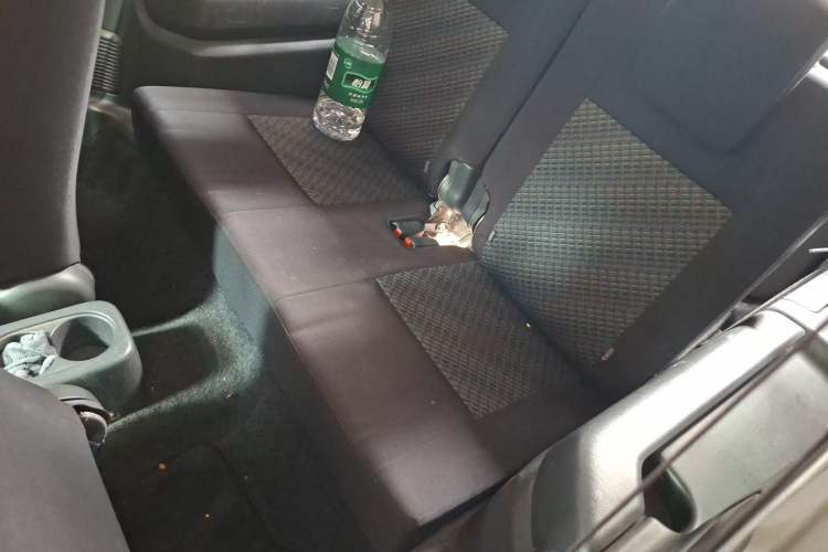 Used Suzuki Jimny 2015 1.3L AT JLX Navigation Edition
