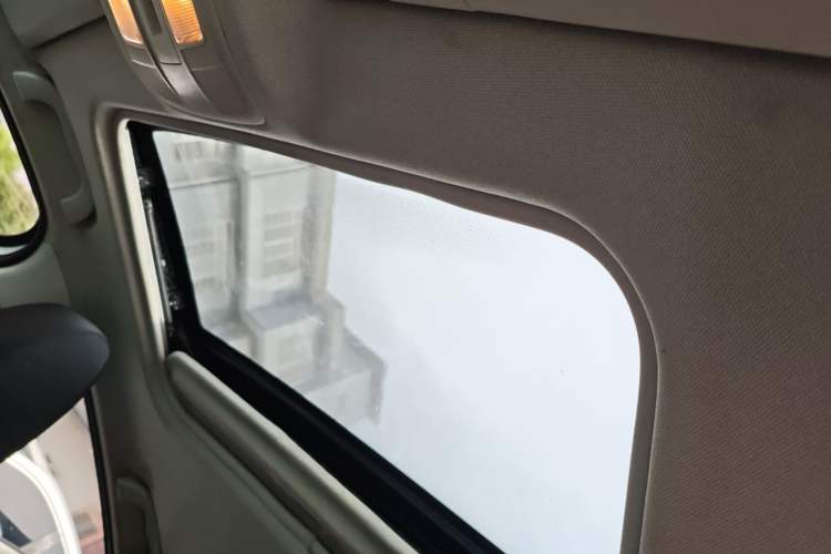 Used Mazda 3 Axela 2017 Sedan 1.5L Automatic Luxury Model Emission Standard China V Headliner