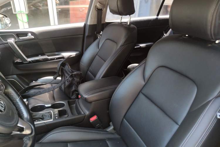 Used Kia KX5 2016 2.0L Automatic 2WD GLS
