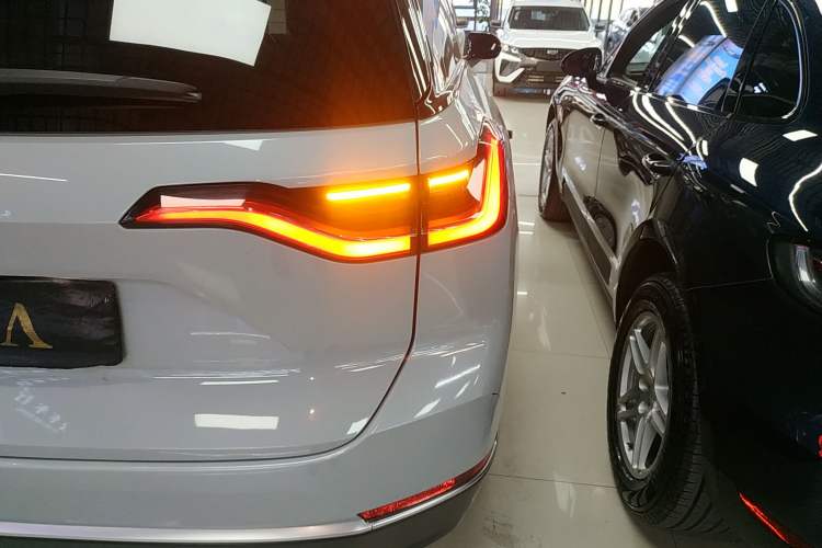 Used Nio ES8 2020 580 km Range Signature Edition Six-Seater Version
