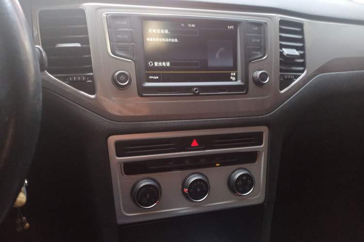 Used Volkswagen Golf Sportsvan 2016 230TSI Automatic Trend Edition
