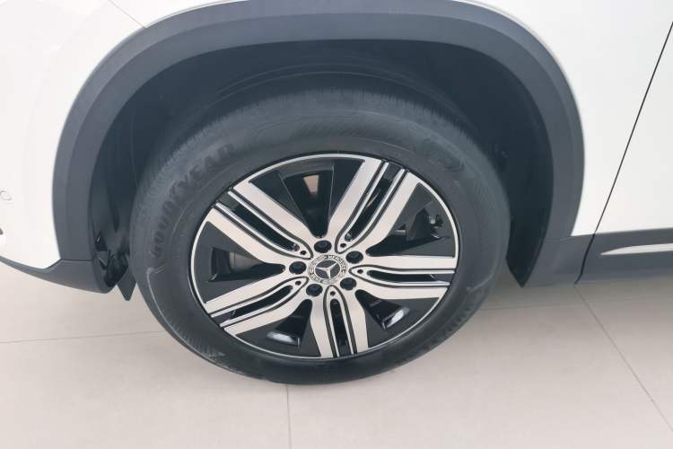 Used Mercedes-Benz EQA 2022 EQA 260 Left Front Wheel Hub