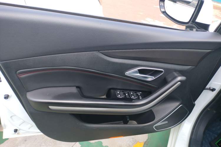 Used BAIC Beijing U7 2019 1.5T Manual Elite Version China V Emission Standard
