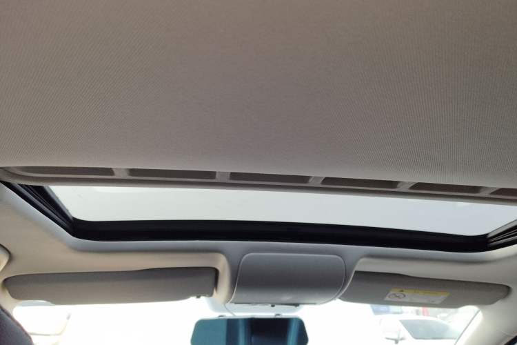 Used Volkswagen Polo 2016 1.6L Automatic Comfort Model
