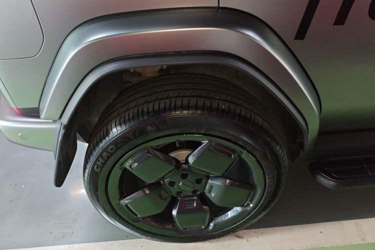 Used iCAR V23 2025 501 Four-Wheel Drive Intelligent Driving Version
