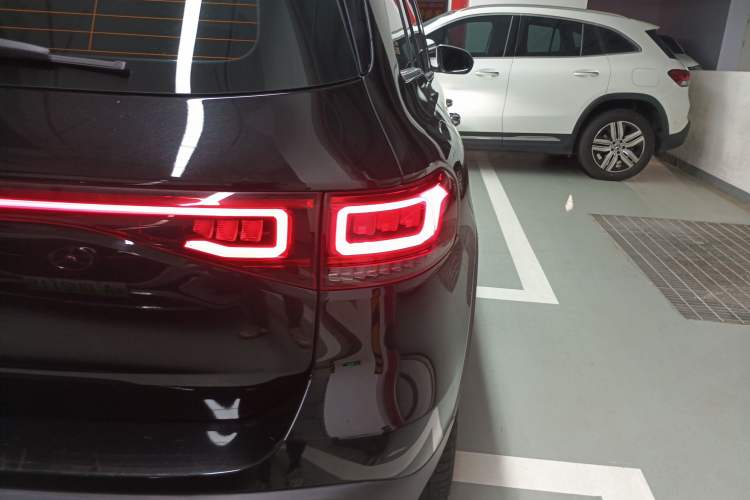 Used Mercedes-Benz EQB 2022 EQB 260 Exterior 3