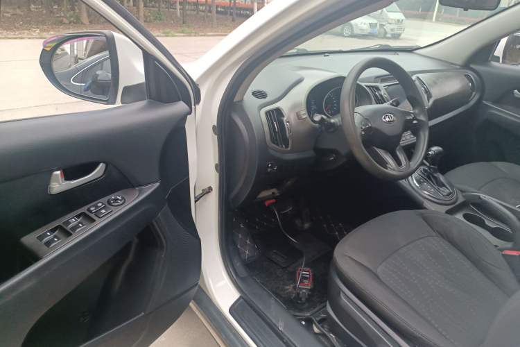 Used Kia Sportage R 2015 2.0L Automatic Two-Wheel Drive GL
