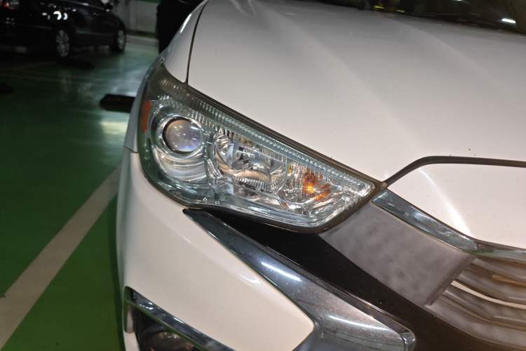 Used Mitsubishi ASX 2018 2.0L CVT Two-Wheel Drive Deluxe Edition