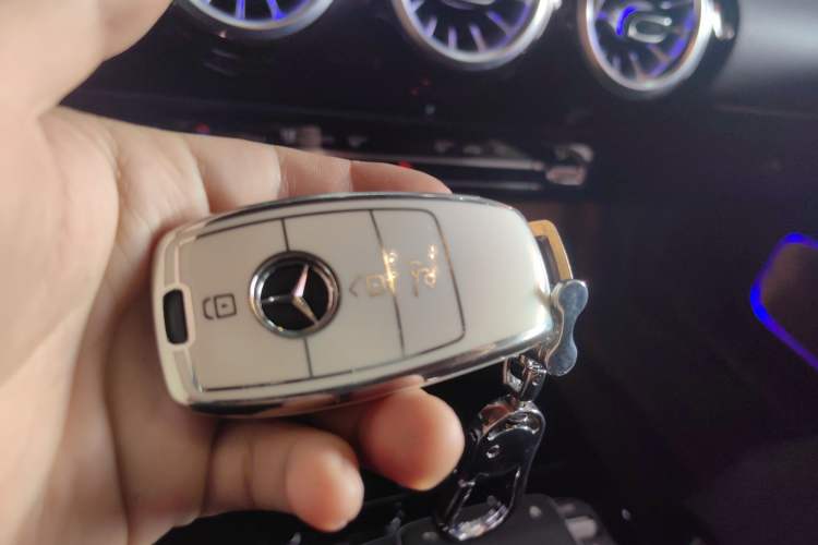 Used Mercedes-Benz A-Class 2022 Second Facelift A 200 L Sport Sedan Fashion Version