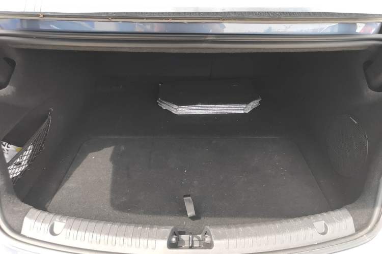 Used BYD Seal 2022 550 km Standard Range Rear-Wheel Drive Elite Version Trunk