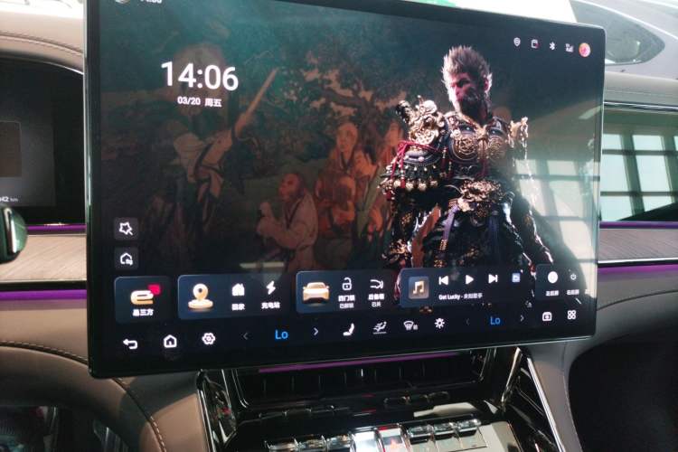 Used Denza Z9 2024 1100 km All-Wheel-Drive Ultra Version
