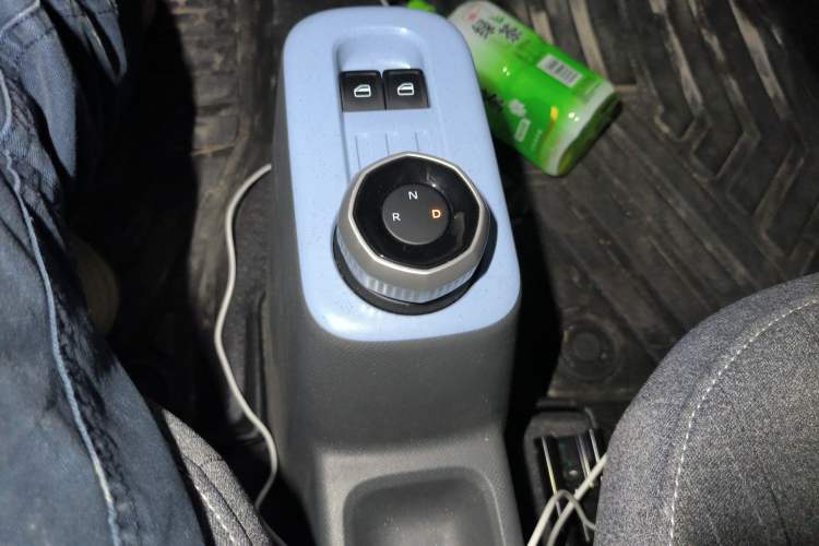 Used Geely Galaxy Panda 2023 Panda Mini 200km Endurance Bear
