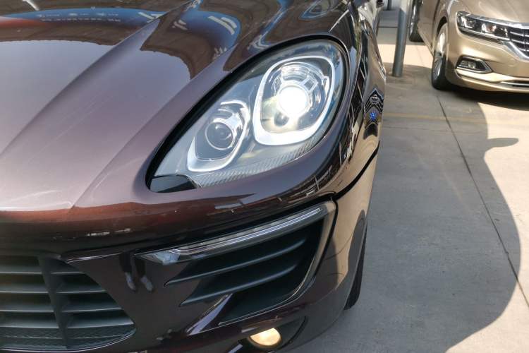 Used Porsche Macan 2017 Macan 2.0T