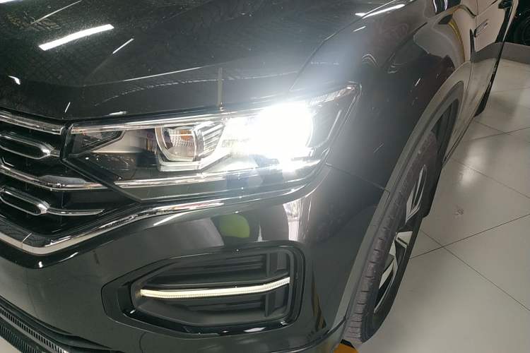 Used Volkswagen Tayron 2019 330TSI Two-Wheel-Drive Luxury Plus China VI Standard
